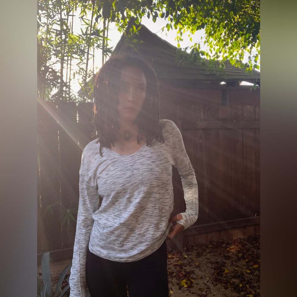Lululemon Black & White Striated Long Sleeve Runner’s Top